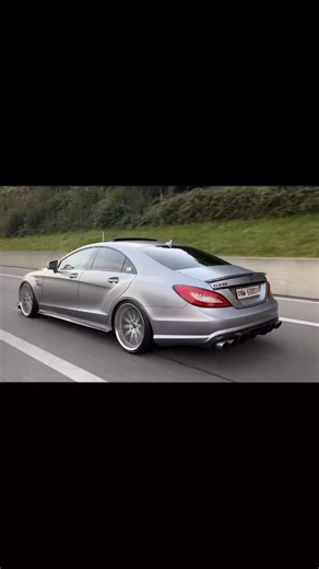 ⚜️ CLS 63 ⚜️ on Instagram: "Cls 63 v8 biturbo vs cls 500 v12 biturbo ///AMG 💀"