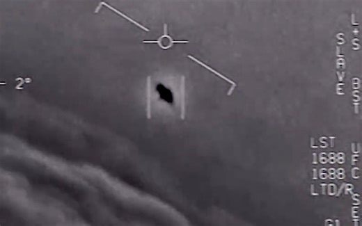美军首次承认遭遇UFO 证实三份UFO视频为真