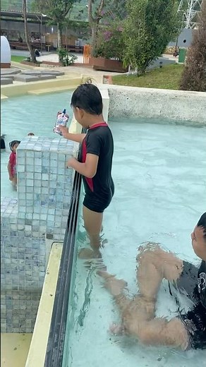 NGERJAIN ABIL NGASIH CIMORI #layangan #berenang #kolamrenang #cimory #shortvideo