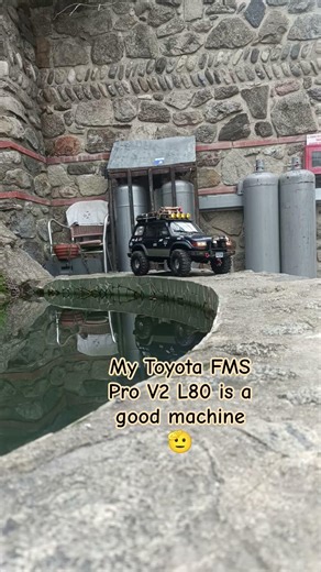 My Toyota FMS Pro V2 L80 is a good machine 🫡#rcoffoad #rccrawler