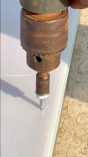 Self tapping screw installation #tappingscrew #polycarbonatesheet #shed