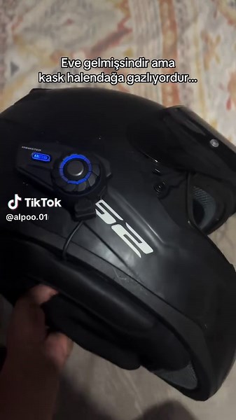 Motorcycle Intercom: Kask ve Halendağa Kullanımı