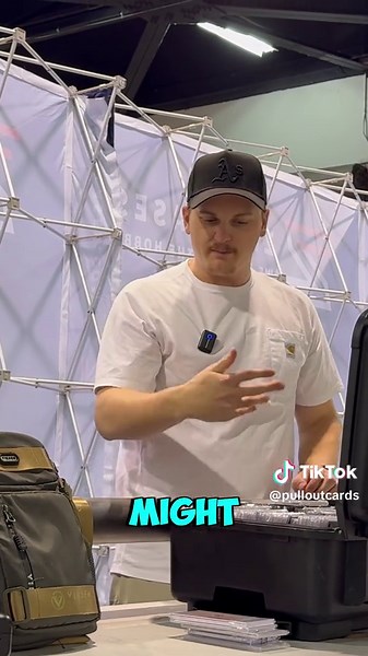 Exploring Vintage Sports Cards Collecting