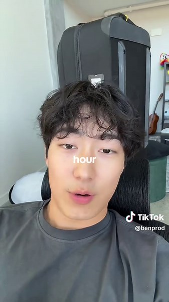 Become a Music Producer: Tips for Fast Learning