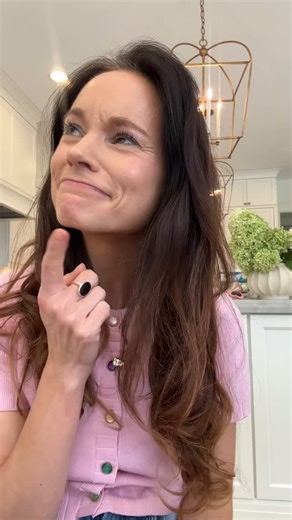 Emily Calandrelli on Instagram: "It’s a mystery!"