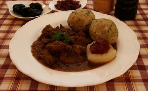 Gulaš od divljači | Fini Recepti by Crochef