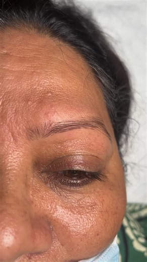 1.8M views · 10K reactions | Eyebrow microblading is a form of permanent makeup where ink is placed underneath the skin. It's similar to eyebrow tattooing (in fact, it is a form of eyebrow tattooing), but it's pretty different from standard eyebrow tattooing in some very important ways. | Manju Chaudhary | Facebook