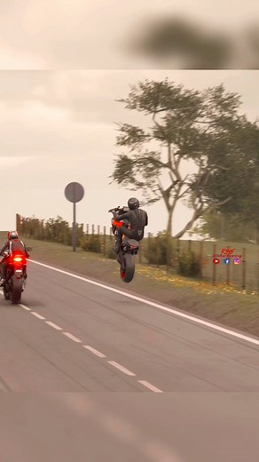 KTM Super Duke Hyper Mode on #ktm | Ritik Soni