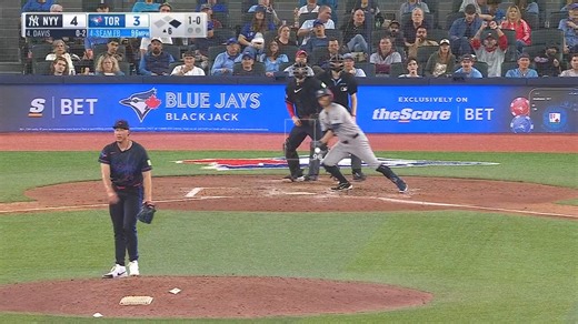 Davis Delivers 👊 | New York Yankees