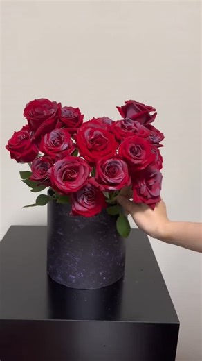 FloralSupplies.com on Instagram: "✨ Red rose flower box tutorial— perfect for Valentine’s Day🌹❤️Save this reel for your next floral DIY! ✨ #valentineflowers #valentinegifts #flowergiftbox #redrosesbox #valentineDIY"