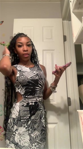 ms hello kitty 👅 (@hellokittyfein444)’s videos with Big ole freak - wtftyle