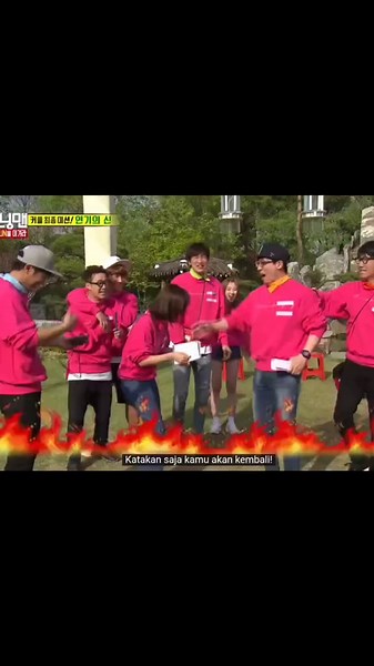 Lee Kwang Soo's Moments in Descendants of the Sun on Running Man