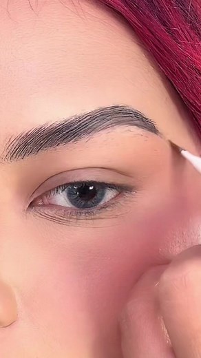 Tutorial de Cejas Perfectas: Paso a Paso