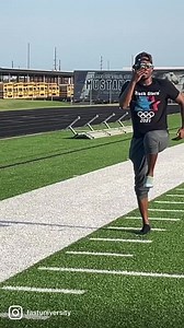 DOUBLE LEG CYCLE DRILL: This drill is usually the final drill of a progression which we start out doing single leg cycles on each leg. This drills allows the athlete to feel: ✅ Proper hip height ✅ Heel recovery ✅ Correlation of arm to leg mechanics The transition after the wicket is the most important part to where the athlete can transfer the concepts into their actual sprint. | Fast University