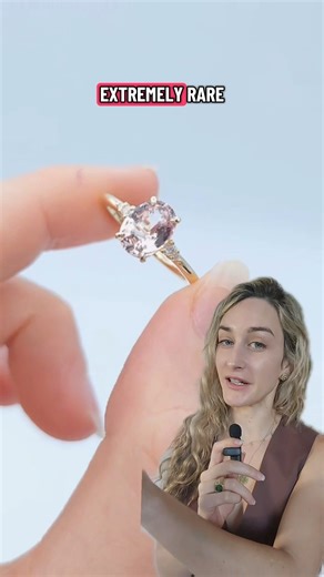 Which shade of padparadscha do you prefer ? #sapphirering #gemstonejewelry #designergemjewels