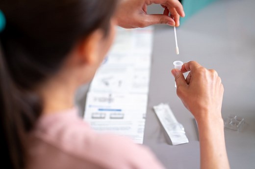 Diagnostiquer la grippe : TROD, PCR, quels tests existent ?