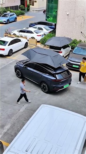 All-Weather Remote-Controlled Automatic Car UV Protection Umbrella 📌 Shade your whole car.