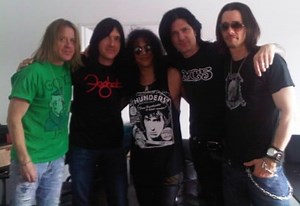 SLASH Going For More 'Raw' Sound On Second Album