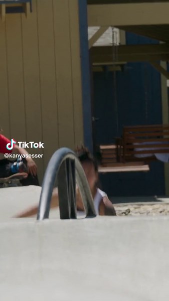 Kanya Sesser enfrenta el rainbow rail en Woodward West