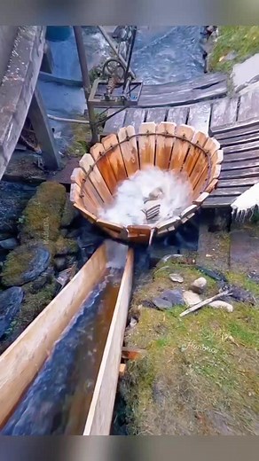 The Ancient Washing Machine That Runs on River Power #fblifestyle | KADE DA