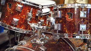 Meet the oldest female drummer in the UK, Barbara McInnis from Lancashire. Here she performs with her teacher, a former member of Simply Red! Full story below | Lancashire Post