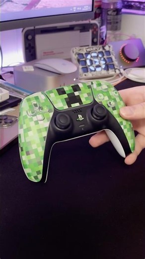 Minecraft Creeper PS5 Controller reveal 💥 #shorts #gaming