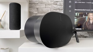 Sonos Era 300 îți poate transforma casa într-un sanctuar audio spatial, boxă cu design premium și piatra de temelie a sistemului tău Sonos