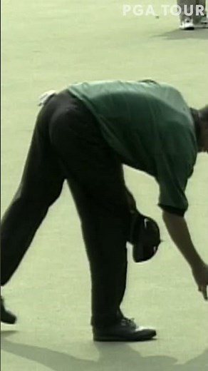 20-year-old Tiger Woods makes ace in pro debut