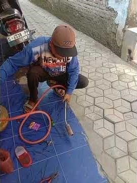 Tutorial cara menyalakan kompor Bakaran kulit kambing / sapi