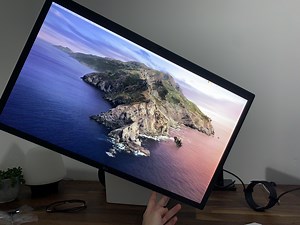 LG 5K Ultrafine   Humanscale M2.1 (not working!)