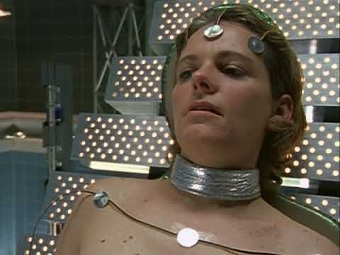 Welcome to Paradox - The Girl Who Was Plugged In