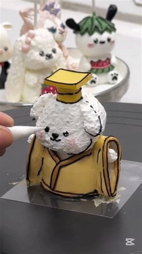 Adorable Graduation Cake in the Making 🎓🎂 #cakesofinstagram #graduation #birthday #surprise #cakestagram #simplecake #fbreelsfypシ゚ #reelsvideoシ #fbreels | World of cake