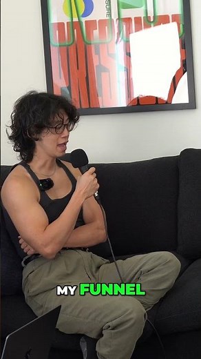 LinkedIn Native Creators: Your Secret Content Marketing Weapon #shorts