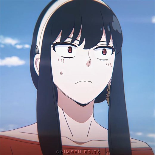 Yor-san Can't Hold Her Strength 😭