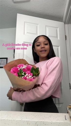 js a girl who loves her roses!#fyp #happyvalentine