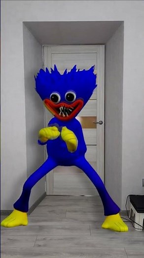 Huggy Wuggy Dancing in home #shorts