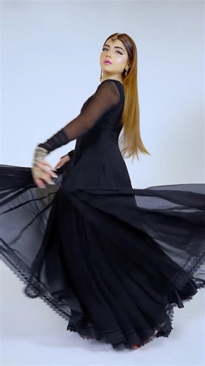 Kashees Beauty Parlour on Instagram‎: "✨ NAAZ | ناز — VOL. 01 A celebration of grace, silence & timeless elegance. This wedding season, Kashee’s Bridal Boutique presents NAAZ (ناز) — VOL. 01, a signature creation designed for women who believe true luxury speaks softly yet leaves a lasting impression. Perfect for bridal events, engagements, and elite party wear, this ensemble defines sophistication in every detail. When elegance becomes an attitude — that is NAAZ. 🖤 ✨ Wedding Season Special by