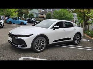 トヨタ クラウンクロスオーバー プレシャスホワイトパール SH35型 代官山 蔦屋書店 モーニングクルーズ
