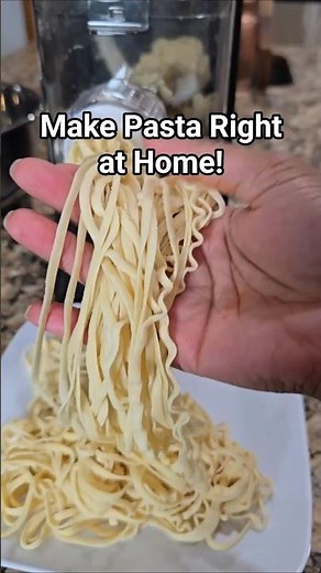 Fresh Pasta in 10 Minutes with This Machine 🍝