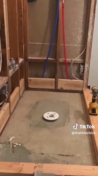 The basics of shower waterproofing ⤵️ - Join my free training and learn 3 methods to waterproof your next shower protect ⤵️ - Get the free training link in my bio!