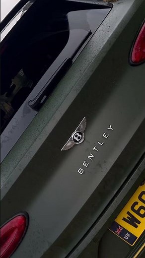 Pack, stack and roll with an Antler bag.