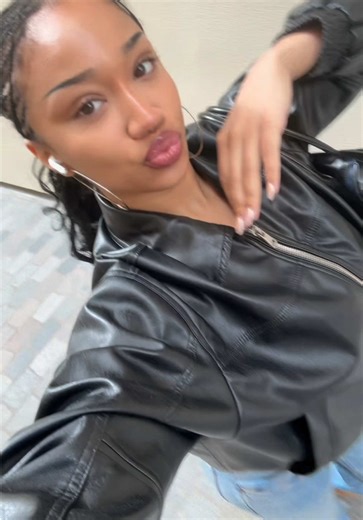 Pub amusante pour un fast food par Louise