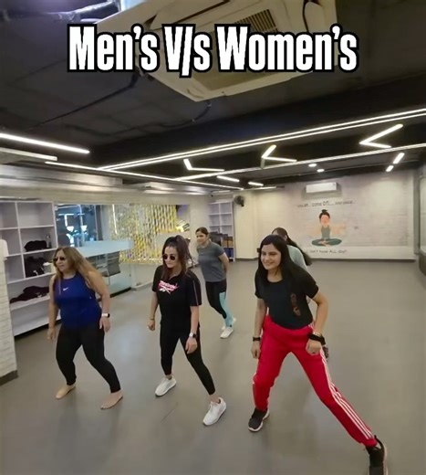 Men’s V/s women’s Zumba dance who did it better ? | zumba fitness 😰😱 #zumbafitness #danceworkout