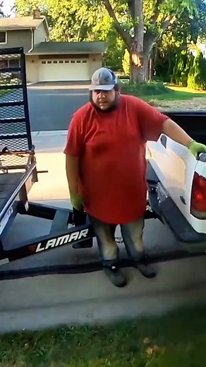 How To Do The Concrete Hustle Part (2) #victoryoutdoorservices #fyp #foryou #concrete #viral #construction #construction #work #youtube #vlog #contruction #hustle #darryl #Howto | D1912