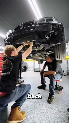 How to Remove a BMW Engine in 30 Seconds 🤯