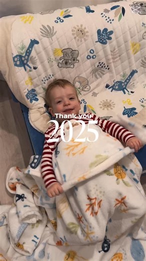 What a fucken year 2025 was!! Holy shit. So many ups, a few downs but we got through it and left on such a high note. Over 20k bottles of hot sauce made and waxed by hand, made it to CTV news , La Presse and CJAD radio, new semi automatic label machine, a move from a 225 sq ft warehouse to 1000 sq ft warehouse in just under a year, 26% sales increase over last year including increases in merchant sales, festival/market sales and online sales, 14 collaborative sauces, 1 beer collab, 4 donut colla