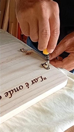 Bandejas de Pinus Personalizadas – Pirografia com Frase Inspiradora!