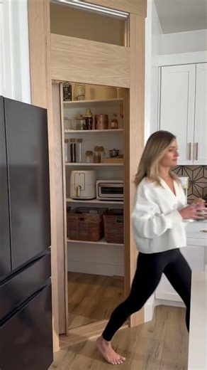 Easy and Quick DIY Pantry Upgrade