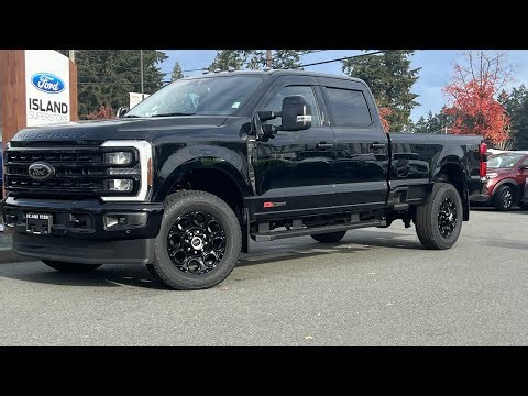 2024 Ford F-350 LARIAT Twin panel Moonroof, Black Appearance Package + Review | Island Ford