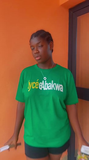 Avant-première du film Lycée Abakwa à Douala